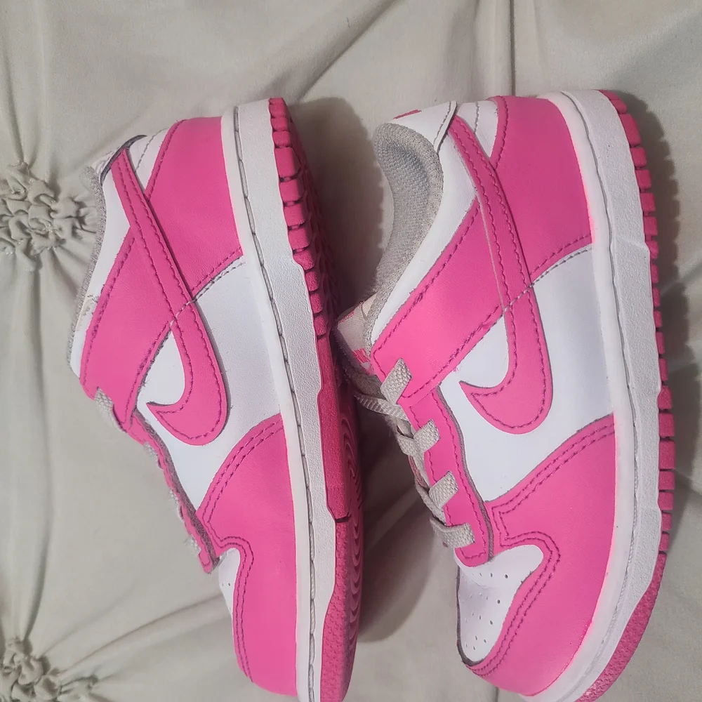 Nike Kids Pink and White Sneakers